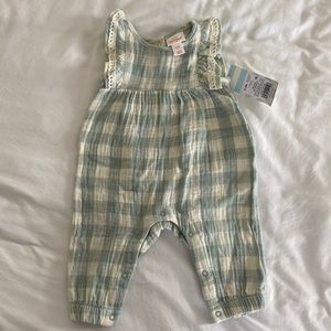 BABY GIRL  NWT ONE PIECE